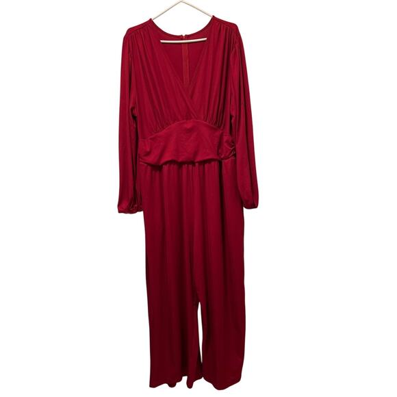 Curvzy Pants - Women's Plus Red Ribbed V-neck Long Sleeve Ruched Jumpsuit NWT Size 24